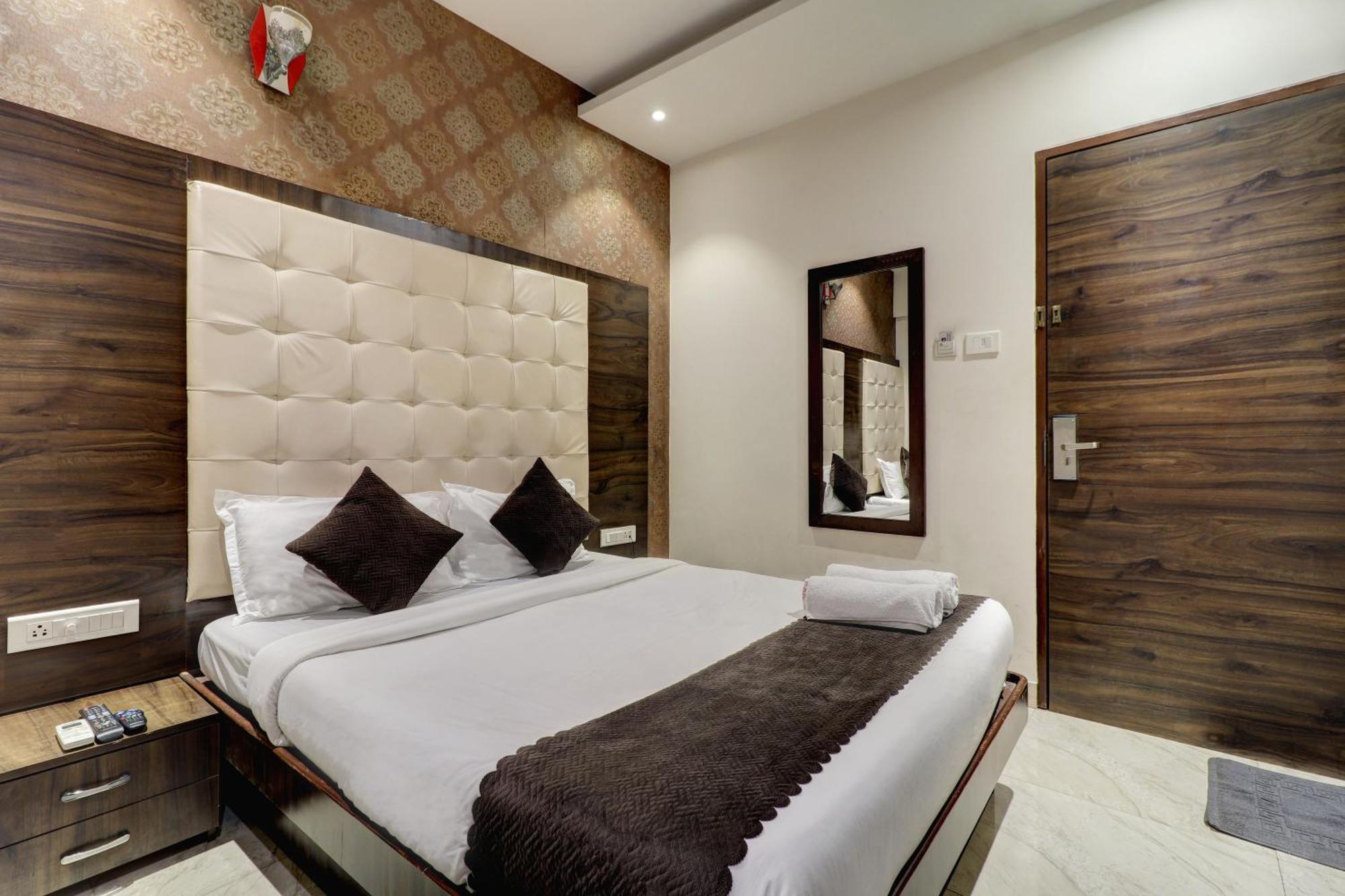 Hotel A. K. International - Fort Mumbai Dış mekan fotoğraf