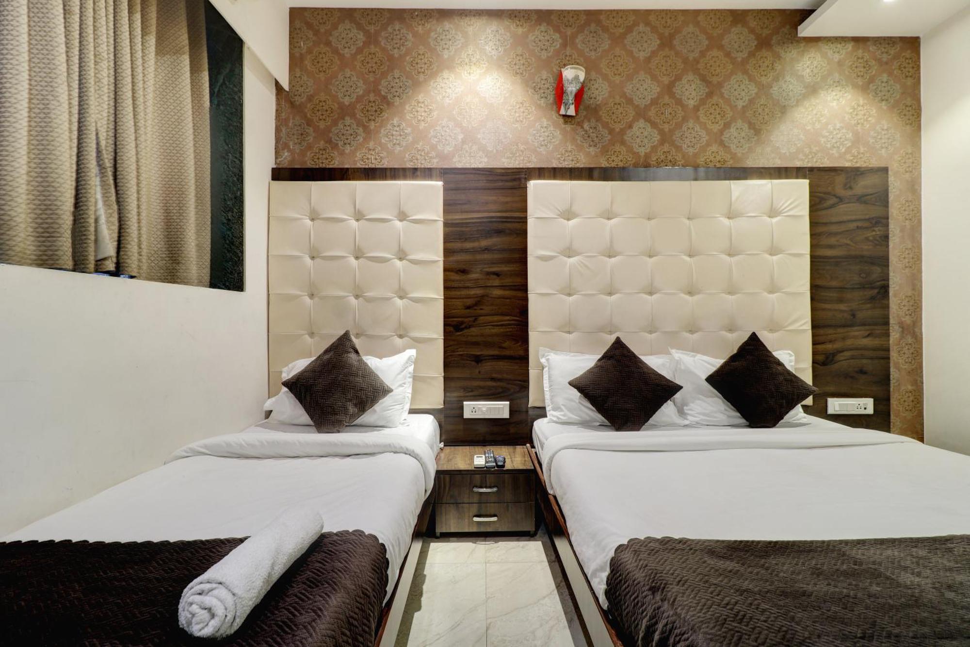 Hotel A. K. International - Fort Mumbai Dış mekan fotoğraf