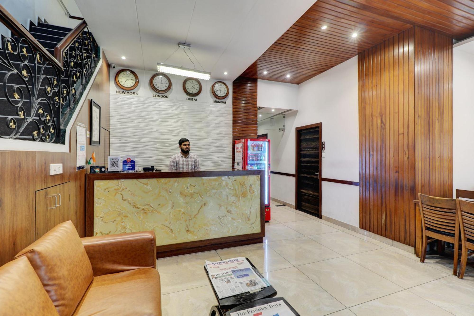 Hotel A. K. International - Fort Mumbai Dış mekan fotoğraf