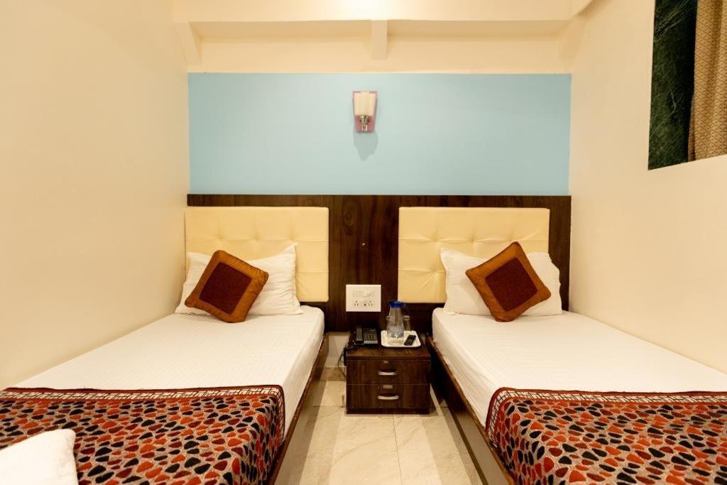 Hotel A. K. International - Fort Mumbai Dış mekan fotoğraf