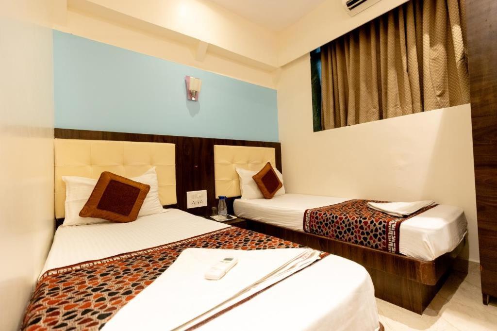Hotel A. K. International - Fort Mumbai Dış mekan fotoğraf