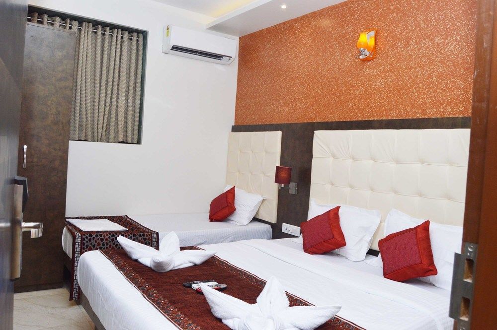 Hotel A. K. International - Fort Mumbai Dış mekan fotoğraf