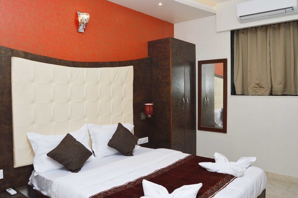 Hotel A. K. International - Fort Mumbai Dış mekan fotoğraf